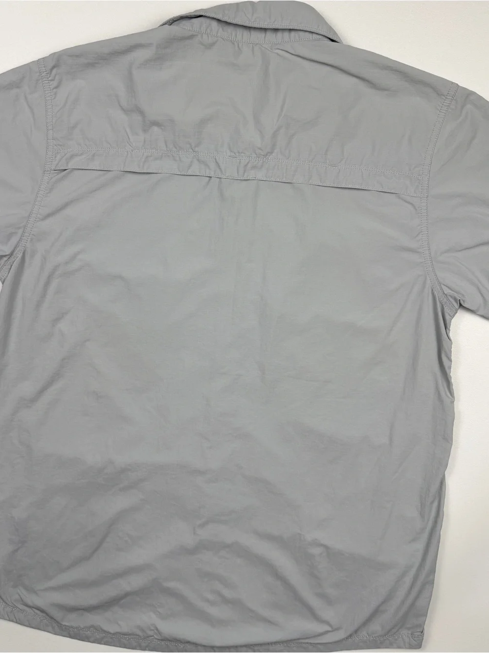 The North Face Men's Short Sleeve Shirt in Light Gray